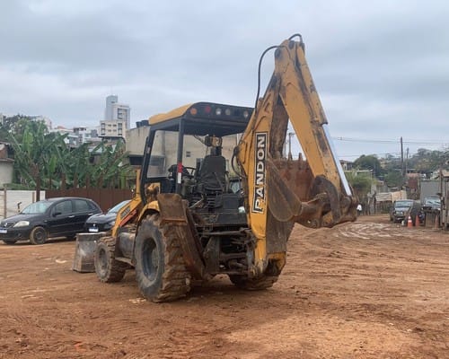 Retroescavadeira Randon RD 406 12/12 - Imagem 2