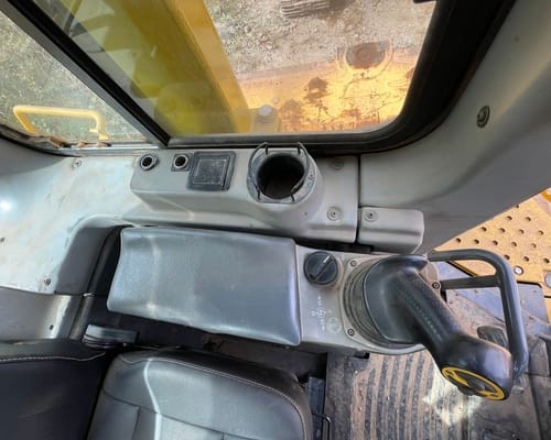 Trator de Esteiras Komatsu D61-EX 11/11 - Imagem 8