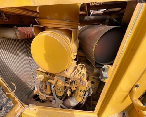Trator de Esteiras Caterpillar D8T 21/21 - Imagem 9