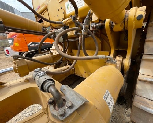 Trator de Esteiras Caterpillar D8T 21/21 - Imagem 14