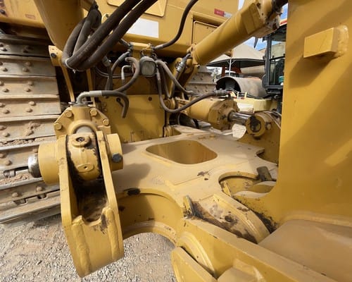 Trator de Esteiras Caterpillar D8T 21/21 - Imagem 17