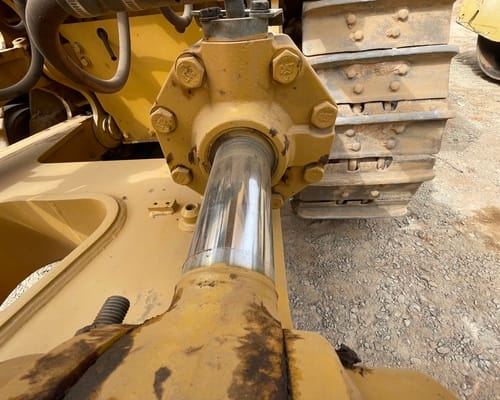 Trator de Esteiras Caterpillar D8T 21/21 - Imagem 16