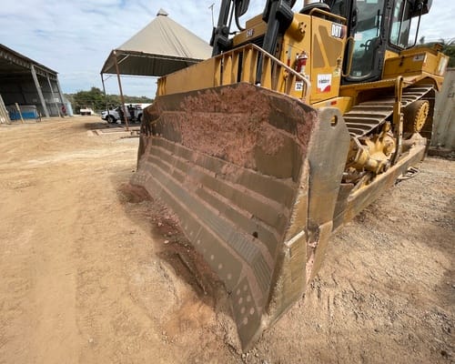 Trator de Esteiras Caterpillar D8T 21/21 - Imagem 18