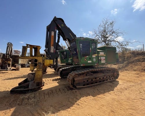 Feller Buncher de Esteira John Deere 903M 21/21 - Imagem 1
