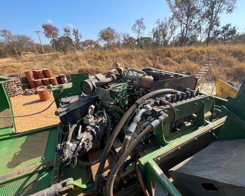 Feller Buncher de Esteira John Deere 903M 21/21 - Imagem 9