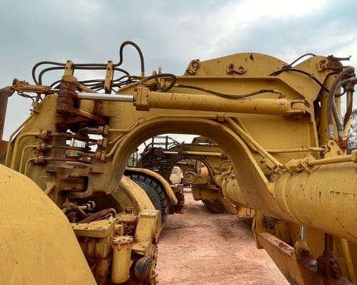 Moto Scraper Caterpillar 621R 85/85 - Imagem 12