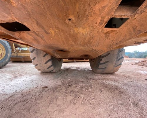 Moto Scraper Caterpillar 621R 85/85 - Imagem 15