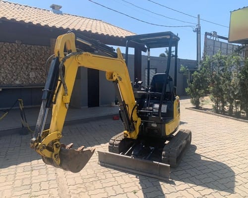 Mini Escavadeira Yanmar ViO 17 21/21 - Imagem 1
