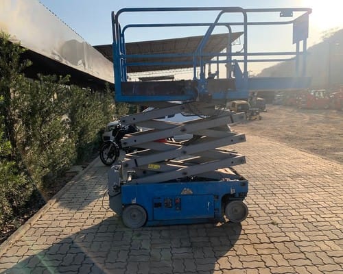 Plataforma Elevatória Genie GS1930 19/19 - Imagem 4