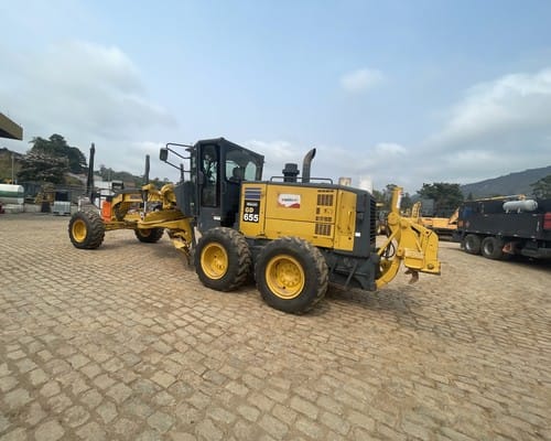 Motoniveladora Komatsu GD655 13/13 - Imagem 2