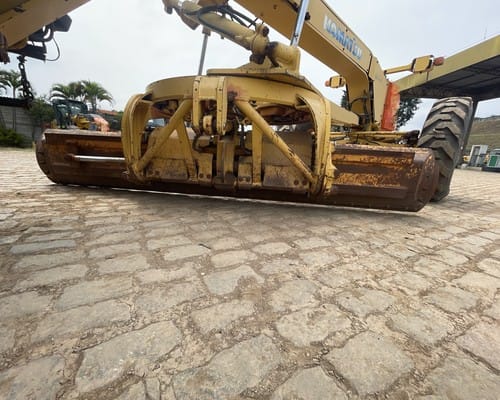 Motoniveladora Komatsu GD555 13/13 - Imagem 19
