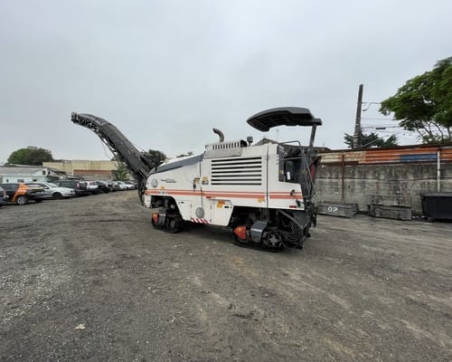 Fresadora de Asfalto Wirtgen W100F 14/14 - Imagem 2