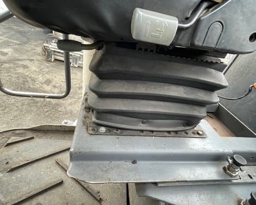 Fresadora de Asfalto Wirtgen W100F 14/14 - Imagem 8