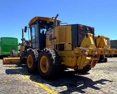 Motoniveladora John Deere 672G 17/17 - Imagem 2