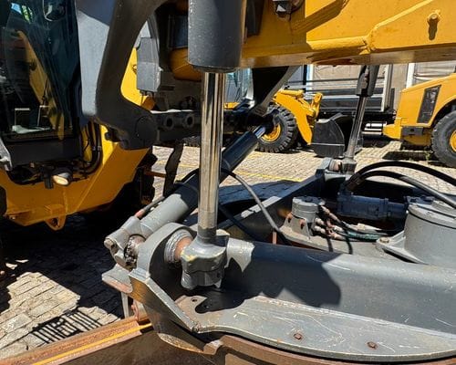 Motoniveladora John Deere 672G 17/17 - Imagem 12