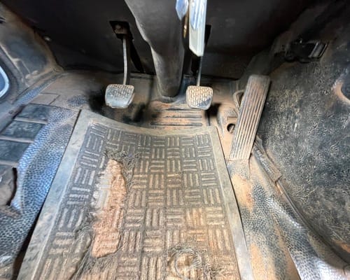 Cavalo Mecânico Mercedes Benz MB1935 97/97 - Imagem 5