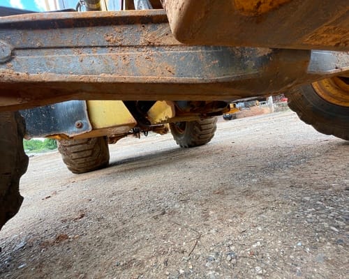 Retroescavadeira Volvo BL60B 13/13 - Imagem 16