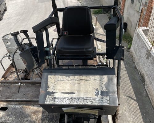 Vibroacabadora Terex VDA400 09/09 - Imagem 5