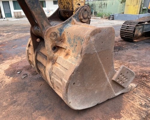 Escavadeira Hyundai R320 10/10 - Imagem 16