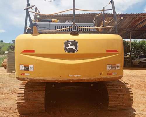 Escavadeira John Deere 210G LC 21/21 - Imagem 3