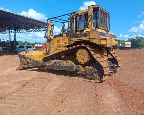 Trator de Esteiras Caterpillar D6R 01/01 - Imagem 3