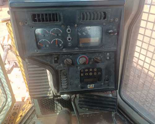 Trator de Esteiras Caterpillar D6R 01/01 - Imagem 13