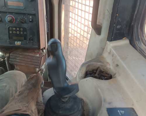 Trator de Esteiras Caterpillar D6R 01/01 - Imagem 14