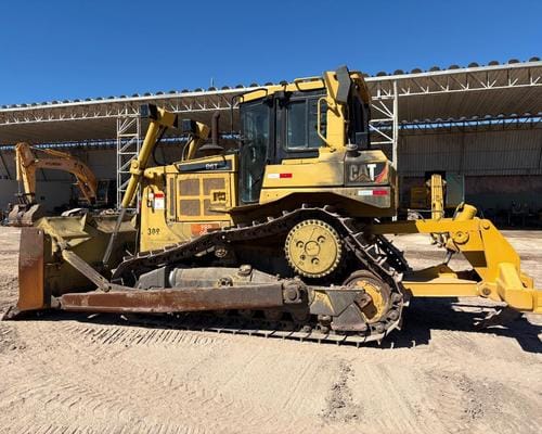 Trator de Esteiras Caterpillar D6T 08/08 - Imagem 2