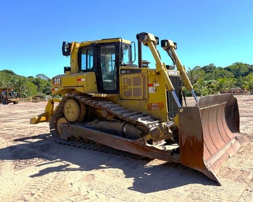 Trator de Esteiras Caterpillar D6T 08/08 - Imagem 5