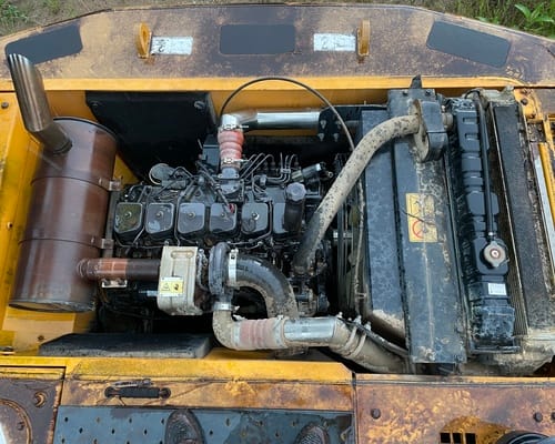 Escavadeira Hyundai R210LC-7 10/10 - Imagem 7