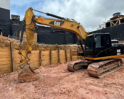 Escavadeira Caterpillar 318D2L 19/19 - Imagem 1
