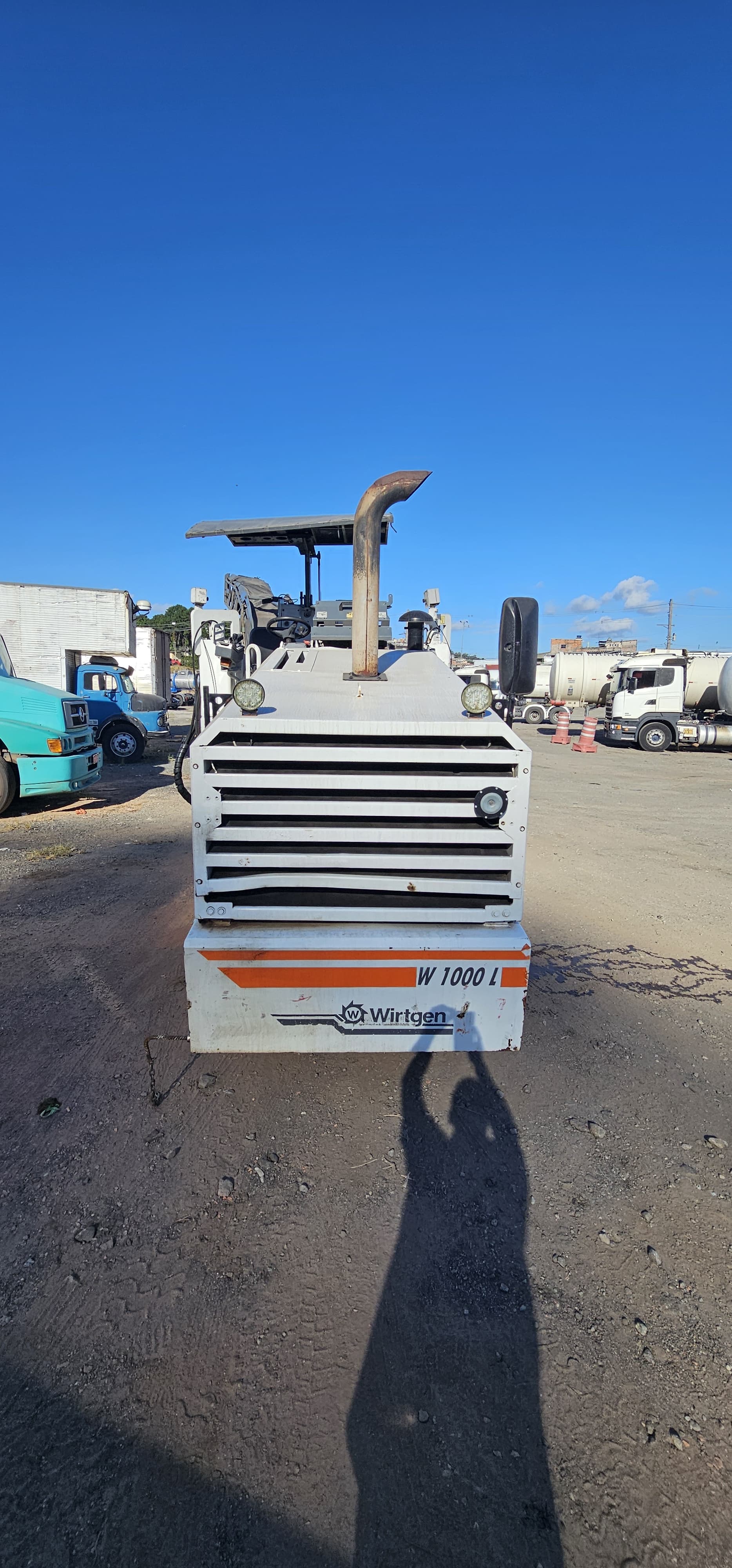 Fresadora de Asfalto Wirtgen W1000L 2010 - Imagem 1