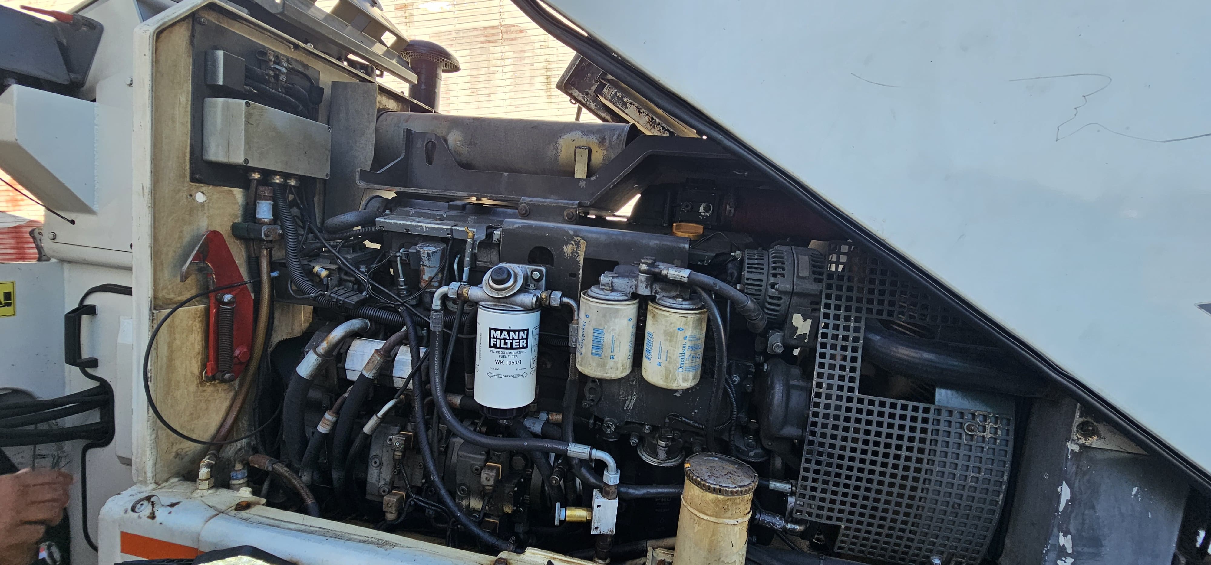 Fresadora de Asfalto Wirtgen W1000L 2010 - Imagem 7