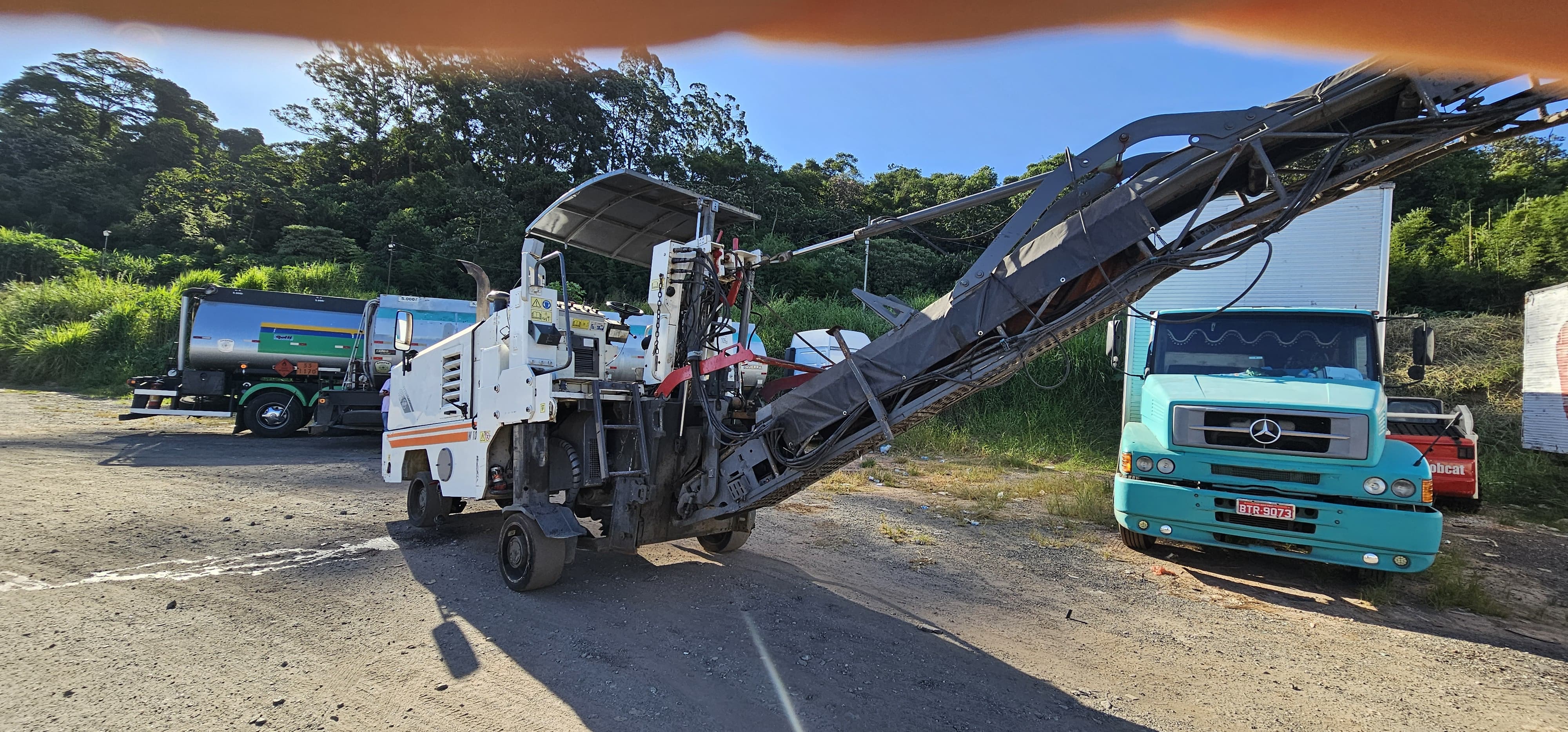 Fresadora de Asfalto Wirtgen W1000L 2010 - Imagem 14