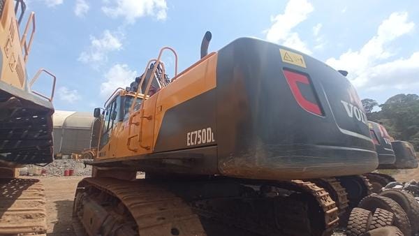 Escavadeira Volvo EC750DL 2021 - Imagem 3