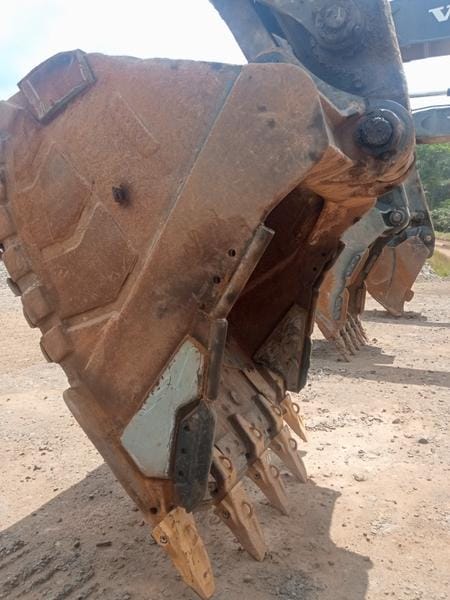 Escavadeira Volvo EC750DL 2021 - Imagem 38