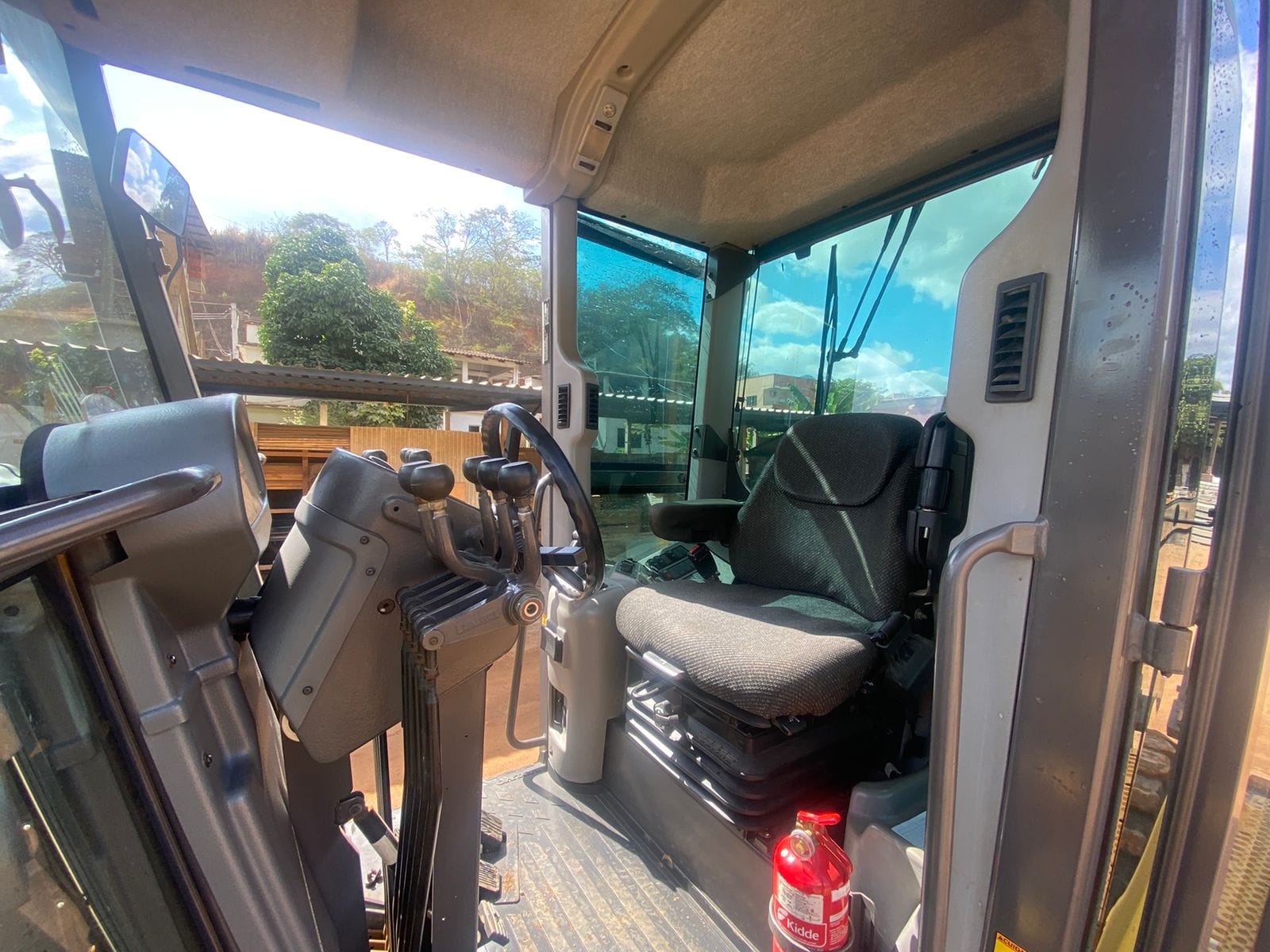 Motoniveladora Volvo G930 2014 - Imagem 7