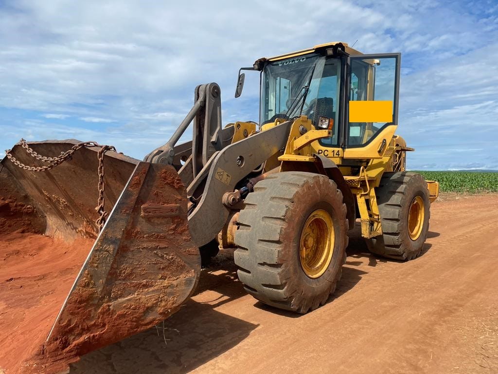 Pá Carregadeira Volvo L110F 2014 - Imagem 2