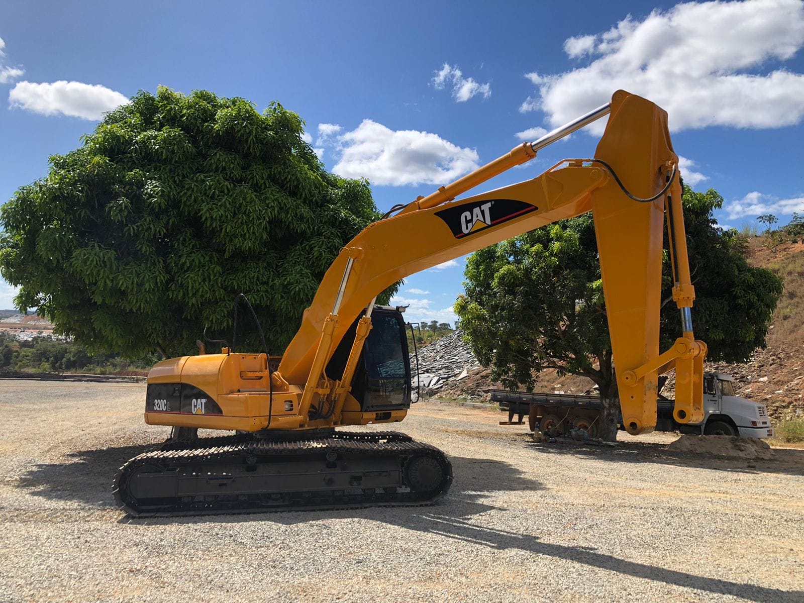 Escavadeira Caterpillar 320CL 2005 - Imagem 4