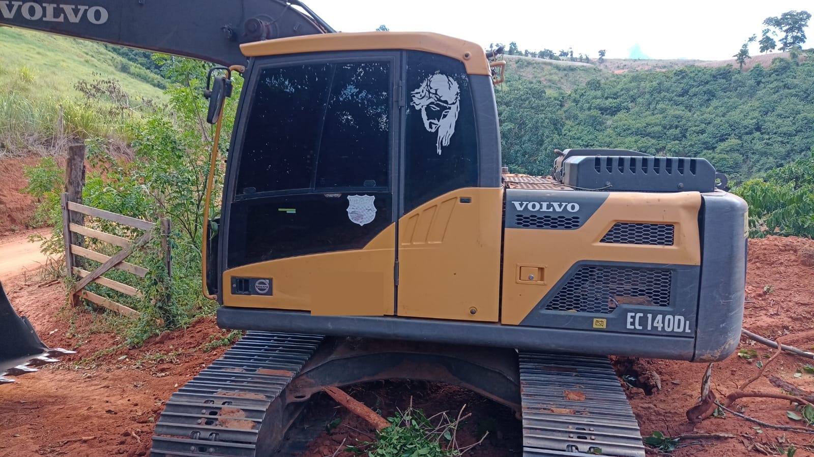 Escavadeira Volvo EC140DL 2020 - Imagem 3