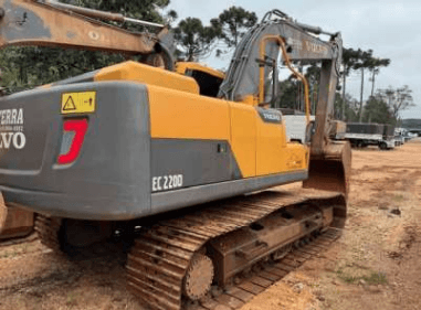 Escavadeira Volvo EC220D 2022 - Imagem 2