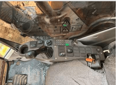 Escavadeira Volvo EC220D 2022 - Imagem 20