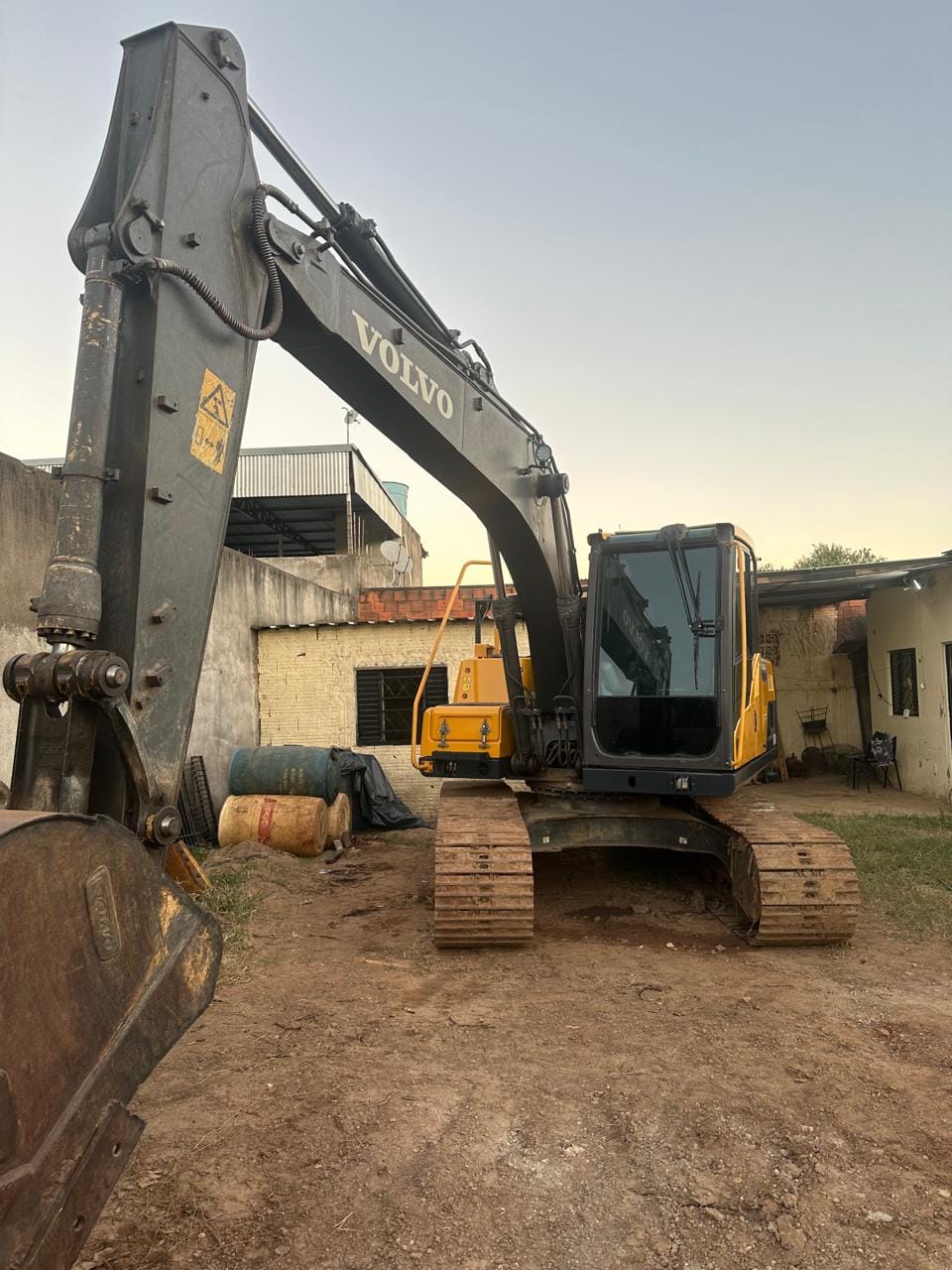 Escavadeira Volvo EC140DL 2020 - Imagem 5