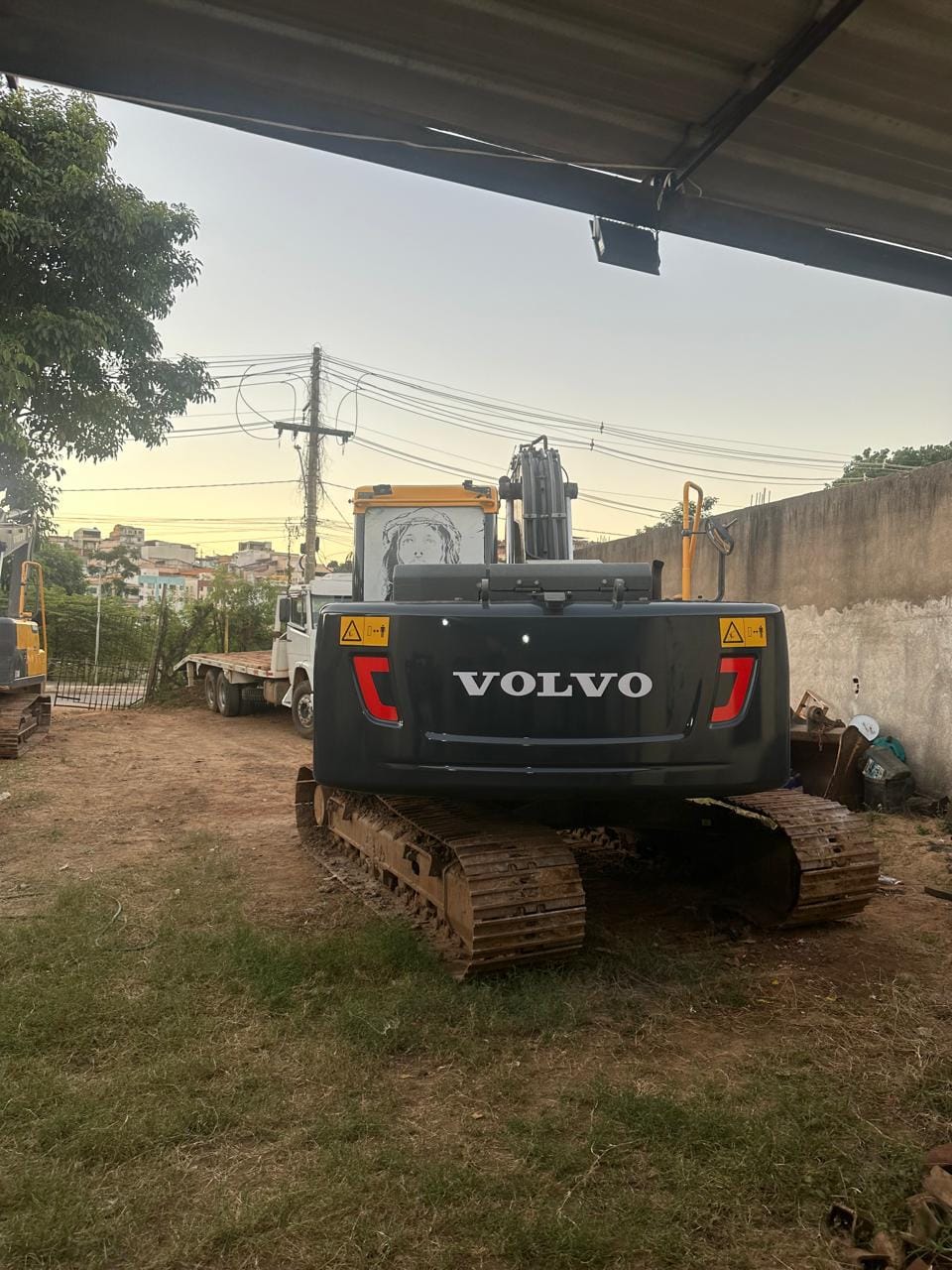 Escavadeira Volvo EC140DL 2020 - Imagem 6