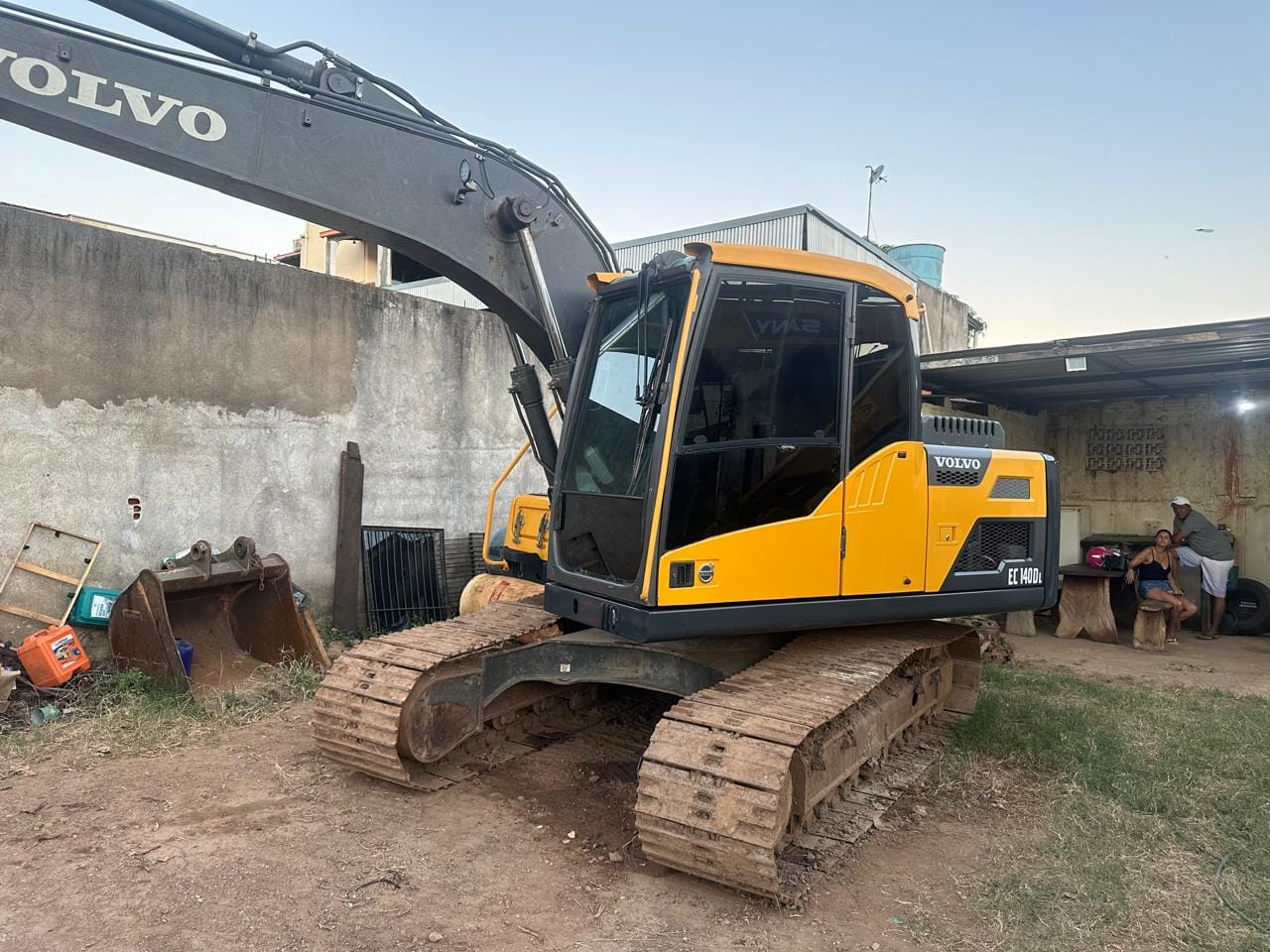 Escavadeira Volvo EC140DL 2020 - Imagem 8