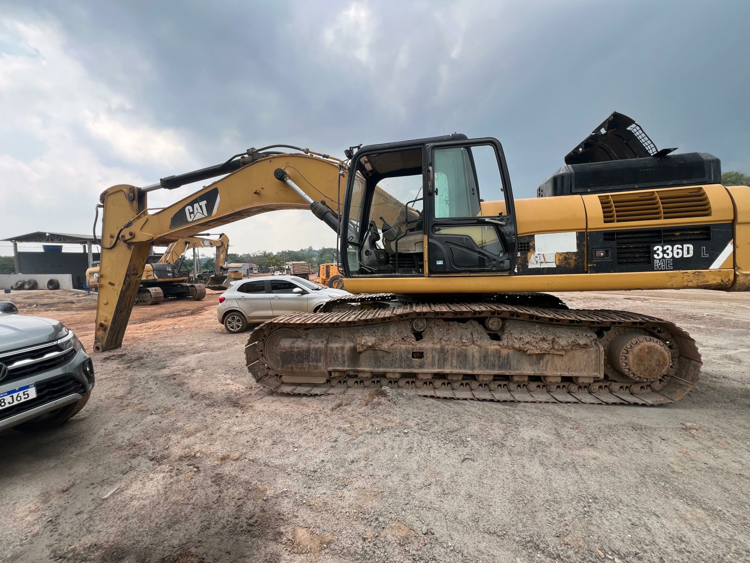 Escavadeira Caterpillar 336DL 2010 - Imagem 1