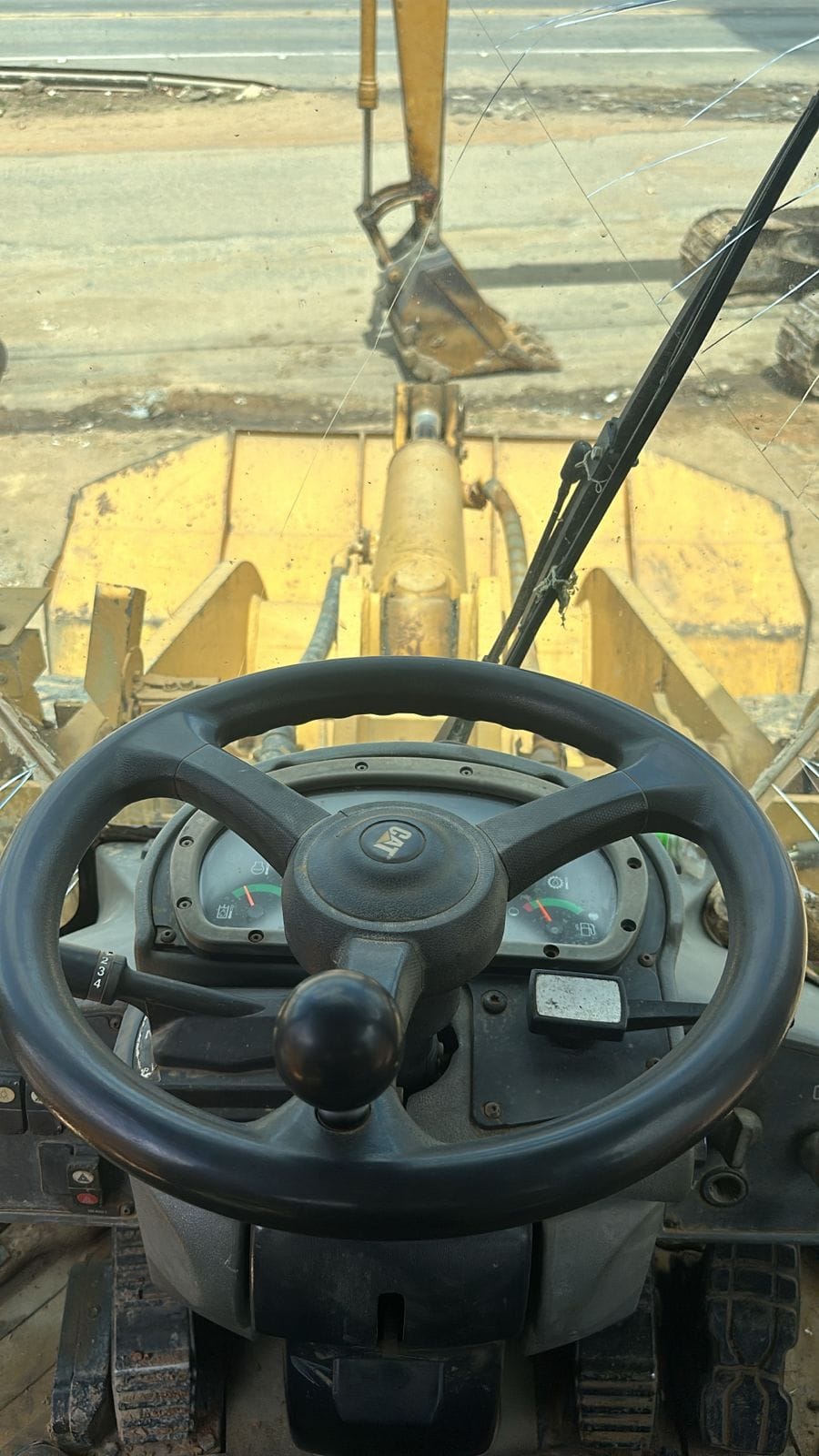Pá Carregadeira Caterpillar 938H 2012 - Imagem 12