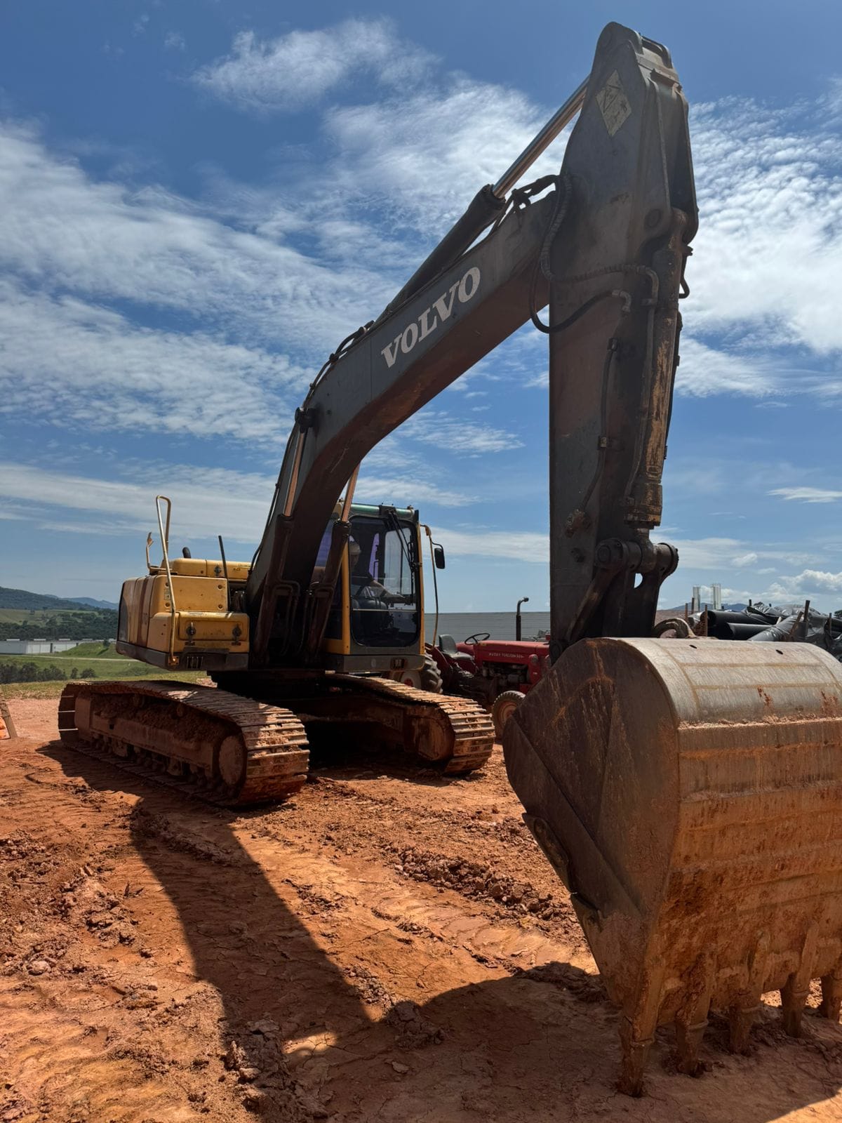 Escavadeira Volvo EC210BLC 2010 - Imagem 2