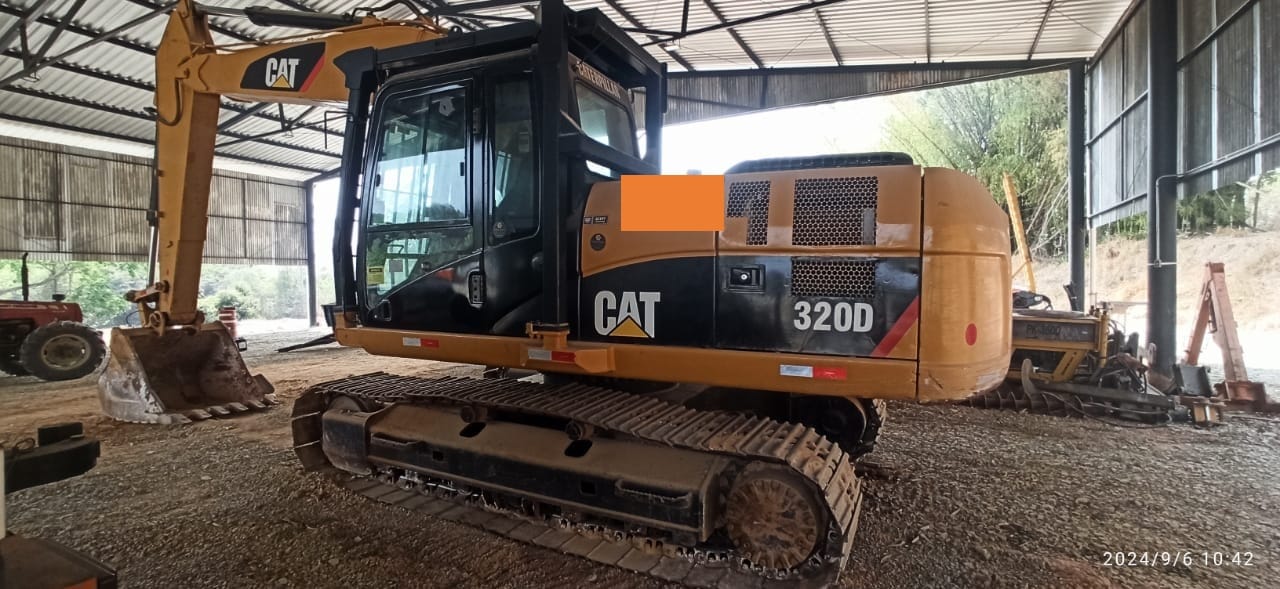 Escavadeira Caterpillar 320D 2012 - Imagem 9