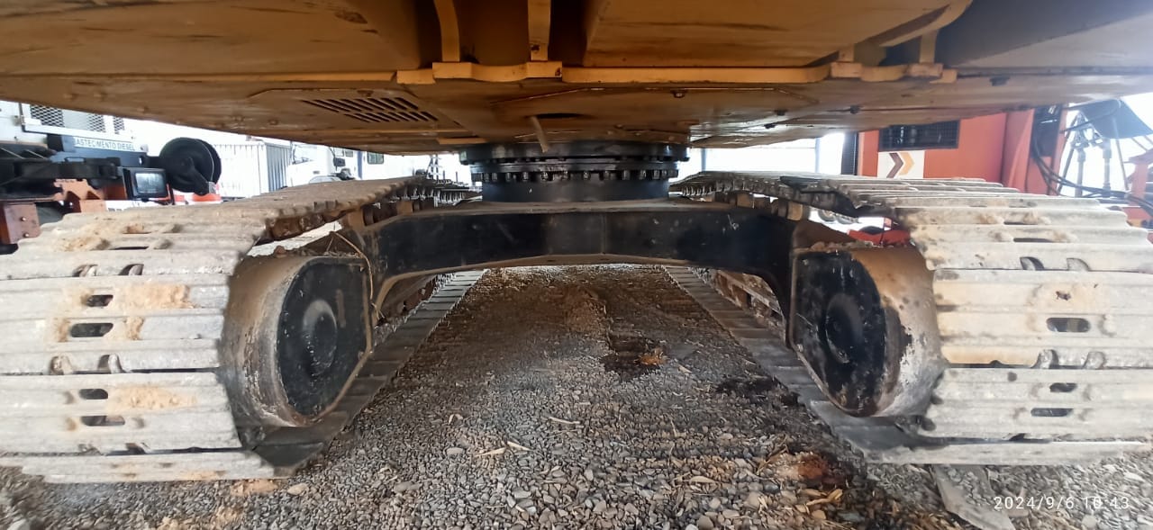 Escavadeira Caterpillar 320D 2012 - Imagem 10